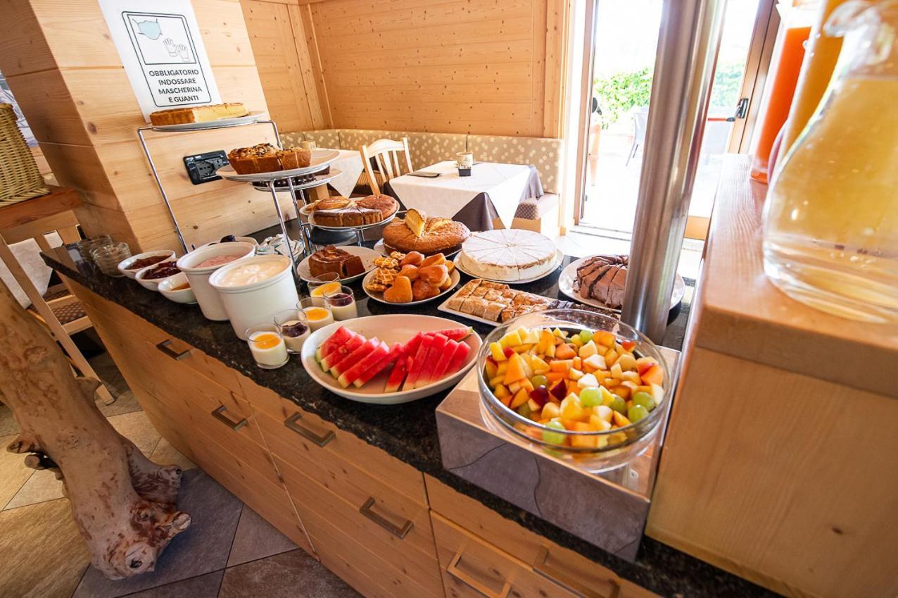 Hotel Garni My Ledro Пиеве ди Ледро Екстериор снимка