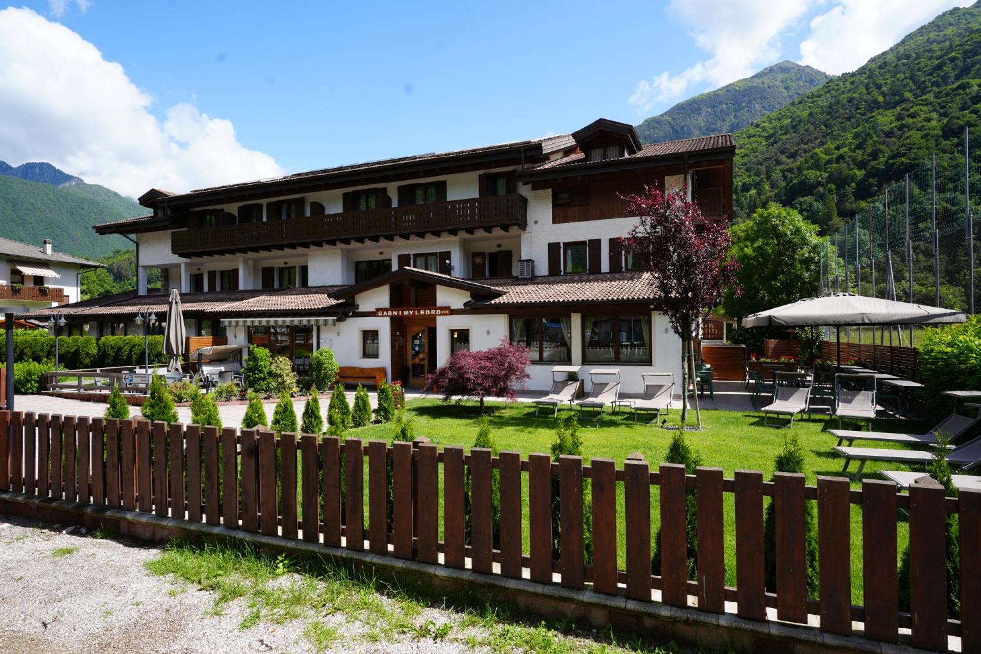 Hotel Garni My Ledro Пиеве ди Ледро Екстериор снимка
