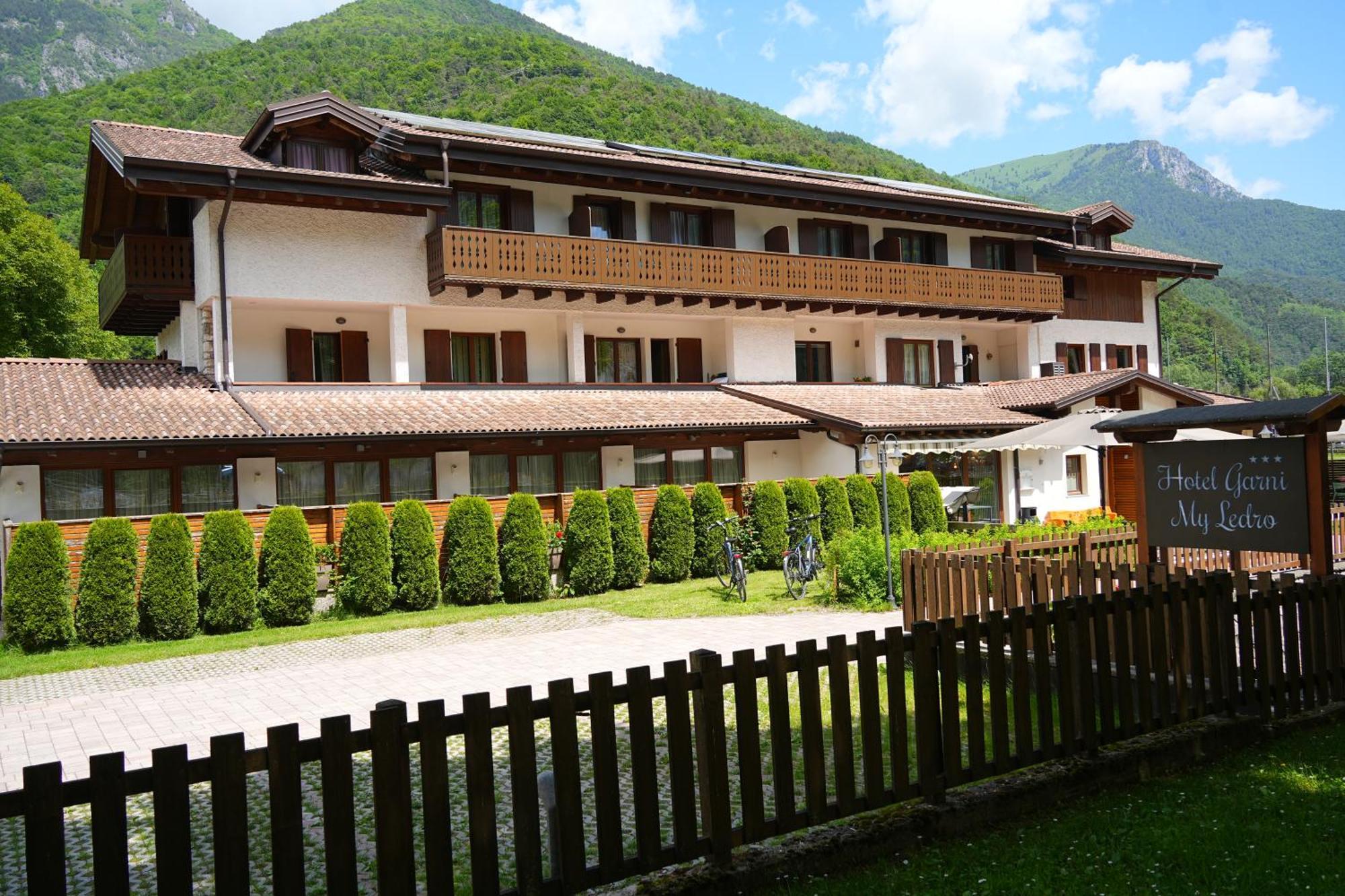 Hotel Garni My Ledro Пиеве ди Ледро Екстериор снимка